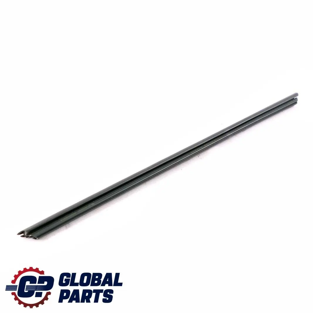 Puerta Delantera Ventana Tira De Sellado Izquierda Derecha para Mercedes ML W164 con número de pieza A1647250965 Mercedes ML W164 Puerta Delantera Ventana Tira De Sellado Izquierda Derecha - SKU A1647250965 - Número de pieza A1647250965