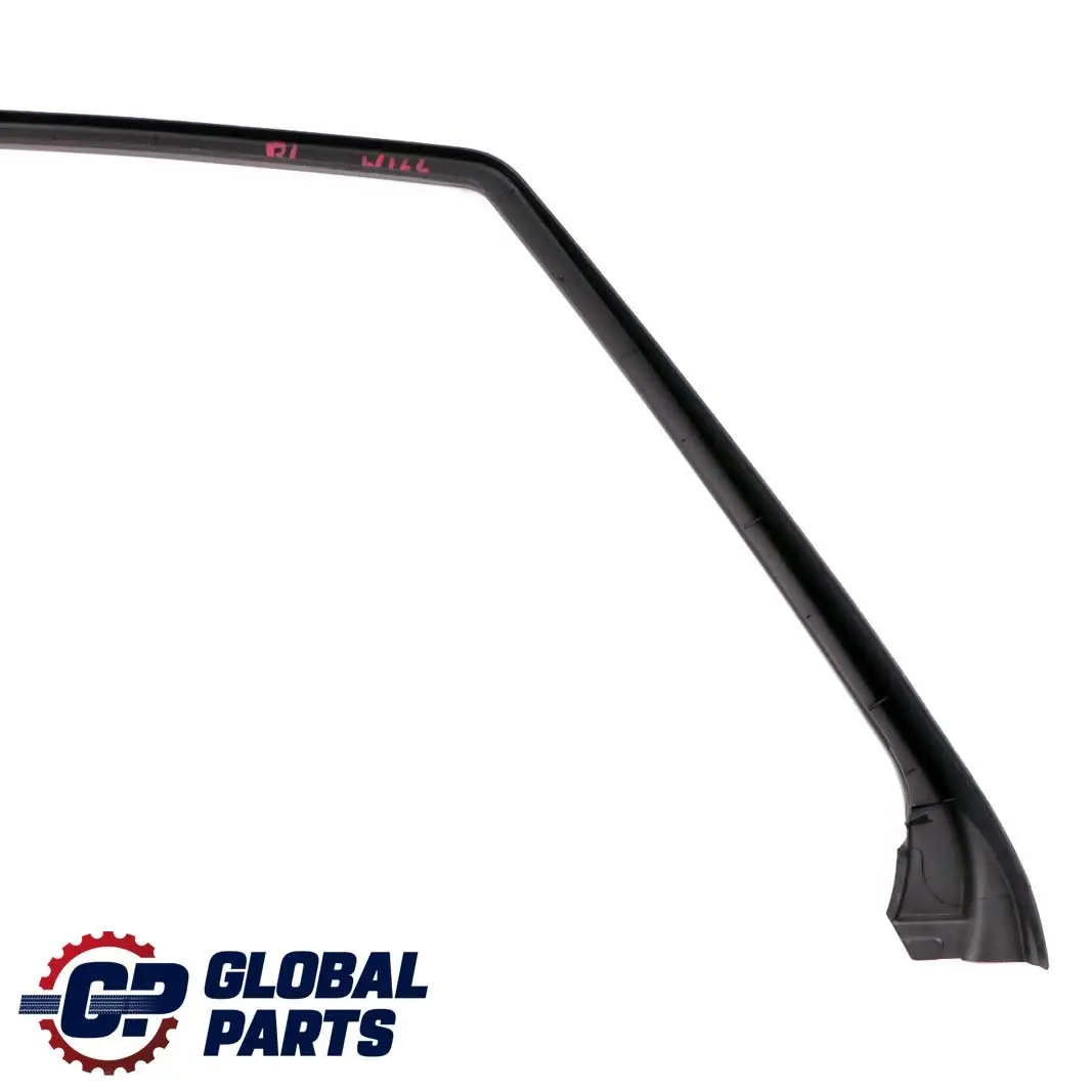Mercedes ML W164 Osłona Listwa Rama Szyby Drzwi Lewy Tył - SKU A1647300970 - Numer Części A1647300970