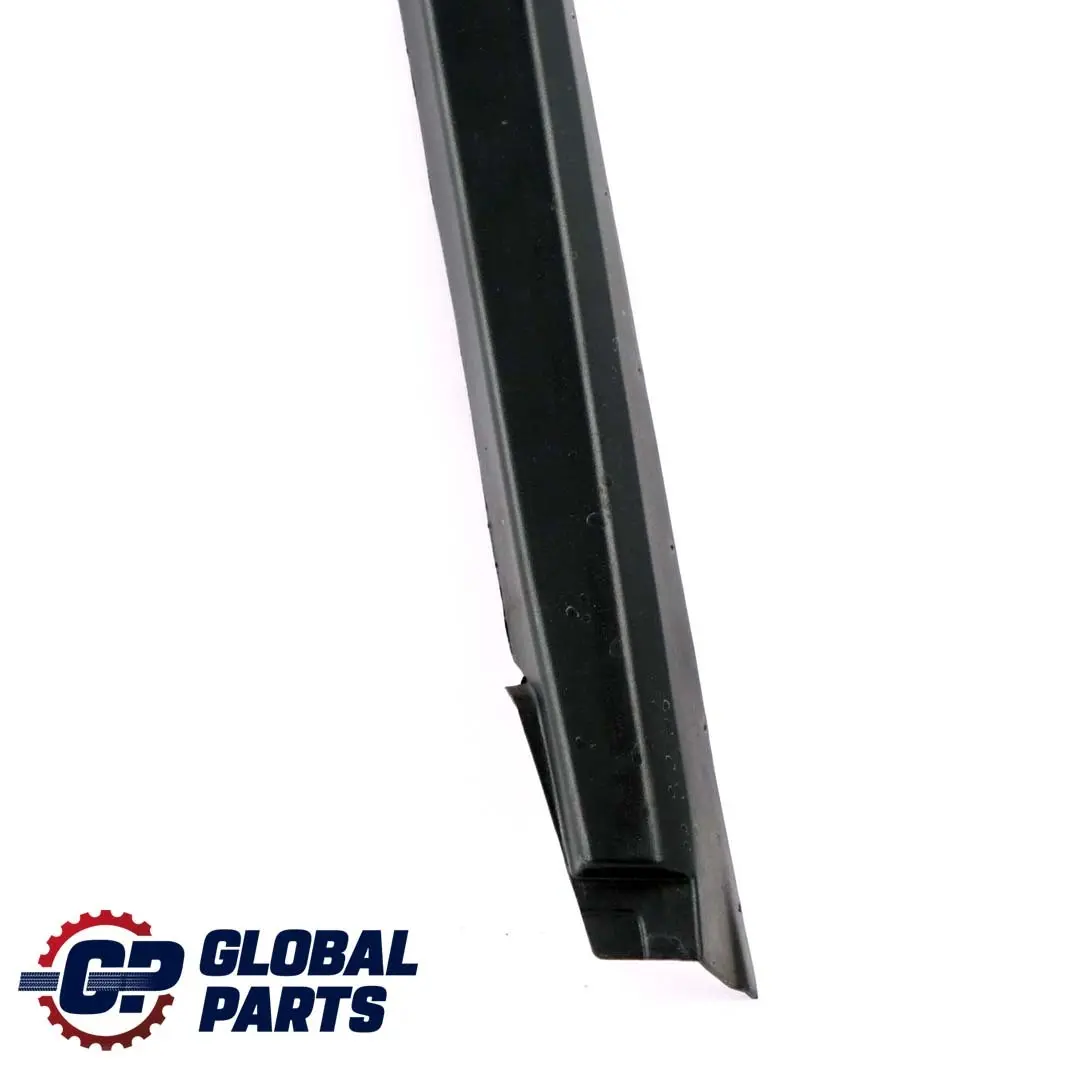 Mercedes W164 Couvercle garniture cadre fenêtre porte arrière gauche - SKU A1647300970 - Numéro de pièce A1647300970
