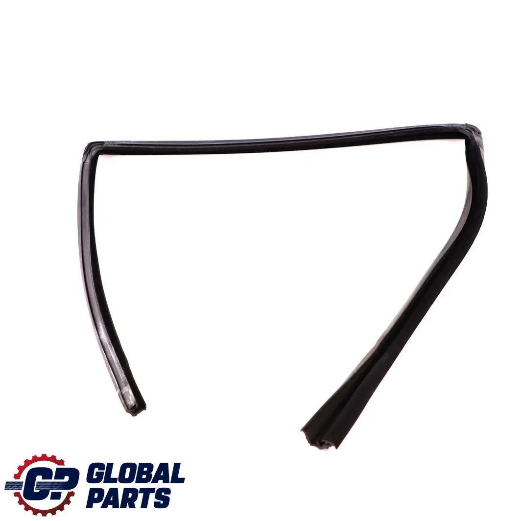 Lewa Uszczelka Szyby Drzwi Lewy Tył do Mercedes W164 o numerze A1647350725 Mercedes W164 Lewa Uszczelka Szyby Drzwi Lewy Tył - SKU A1647350725 - Numer Części A1647350725
