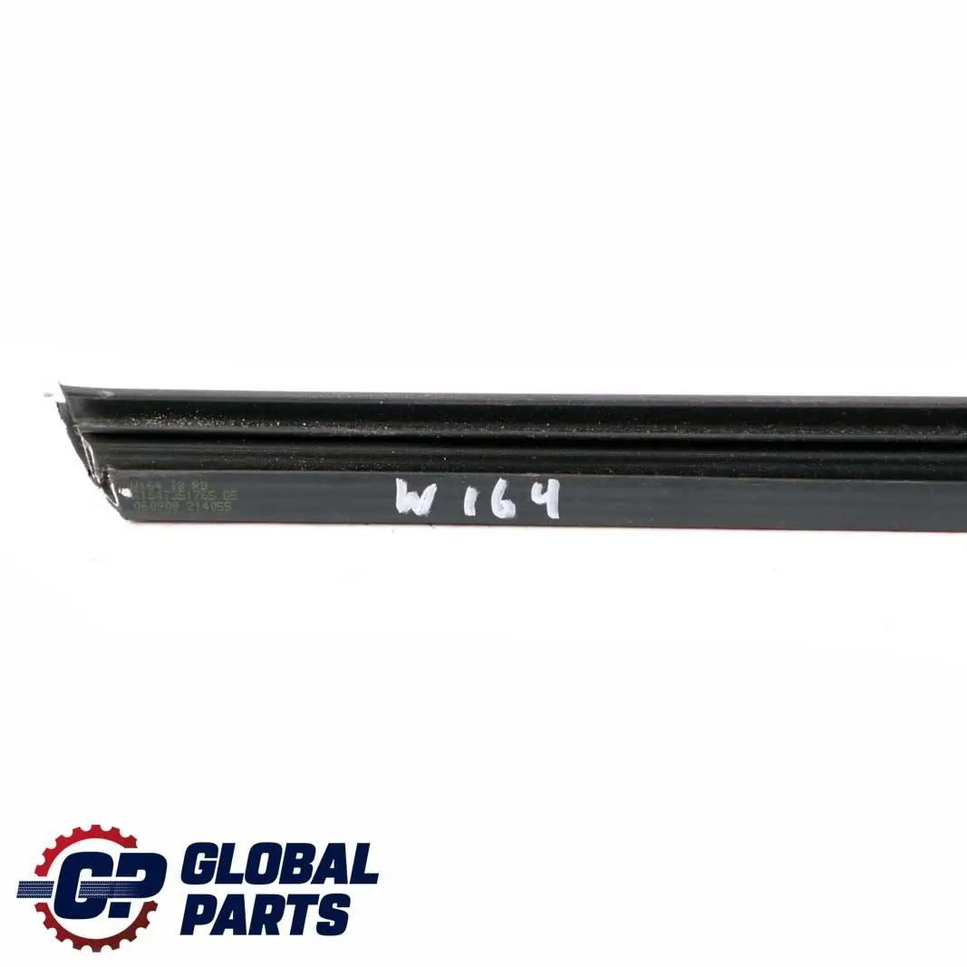  Mercedes-Benz W164 Striscia tenuta guida finestrino posteriore sinistro destro - SKU A1647351765 - Numero di parte A1647351765