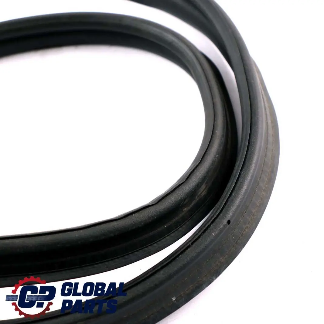 Joint d'étanchéité du couvercle coffre Joint d'étanchéité arrière pour Mercedes W164 à propos du numéro de pièce A1647401178 Mercedes W164 Joint d'étanchéité du couvercle coffre Joint d'étanchéité arrière - SKU A1647401178 - Numéro de pièce A1647401178