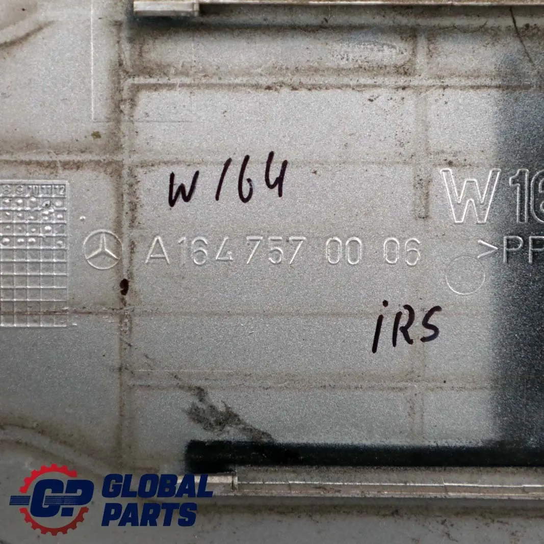 Mercedes-Benz M-Class W164 Fuel Filler Flap Cover Iridium Silver Metallic - 775 to with Part number A1647570006 Mercedes-Benz M-Class W164 Fuel Filler Flap Cover Iridium Silver Metallic - 775 - SKU A1647570006 - Part number A1647570006