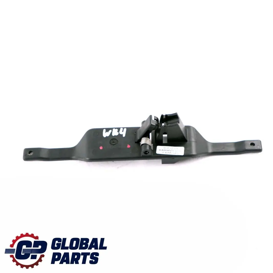 Cięgno Rygiel Zamka Klapy Bagażnika do Mercedes ML W164 o numerze A1647600108 Mercedes ML W164 Cięgno Rygiel Zamka Klapy Bagażnika - SKU A1647600108 - Numer Części A1647600108