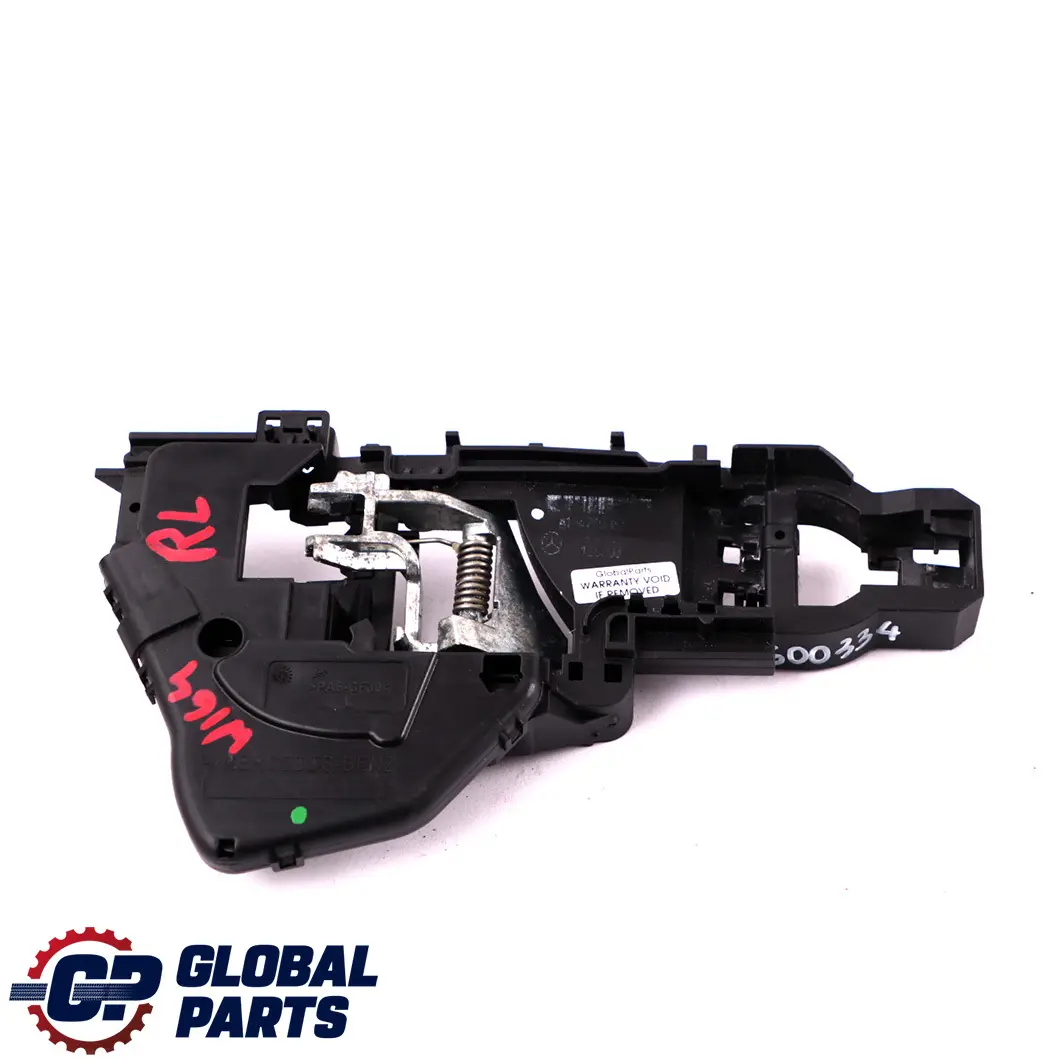 Mercedes W164 Base de support de poignée de porte arrière gauche - SKU A1647600334 - Numéro de pièce A1647600334