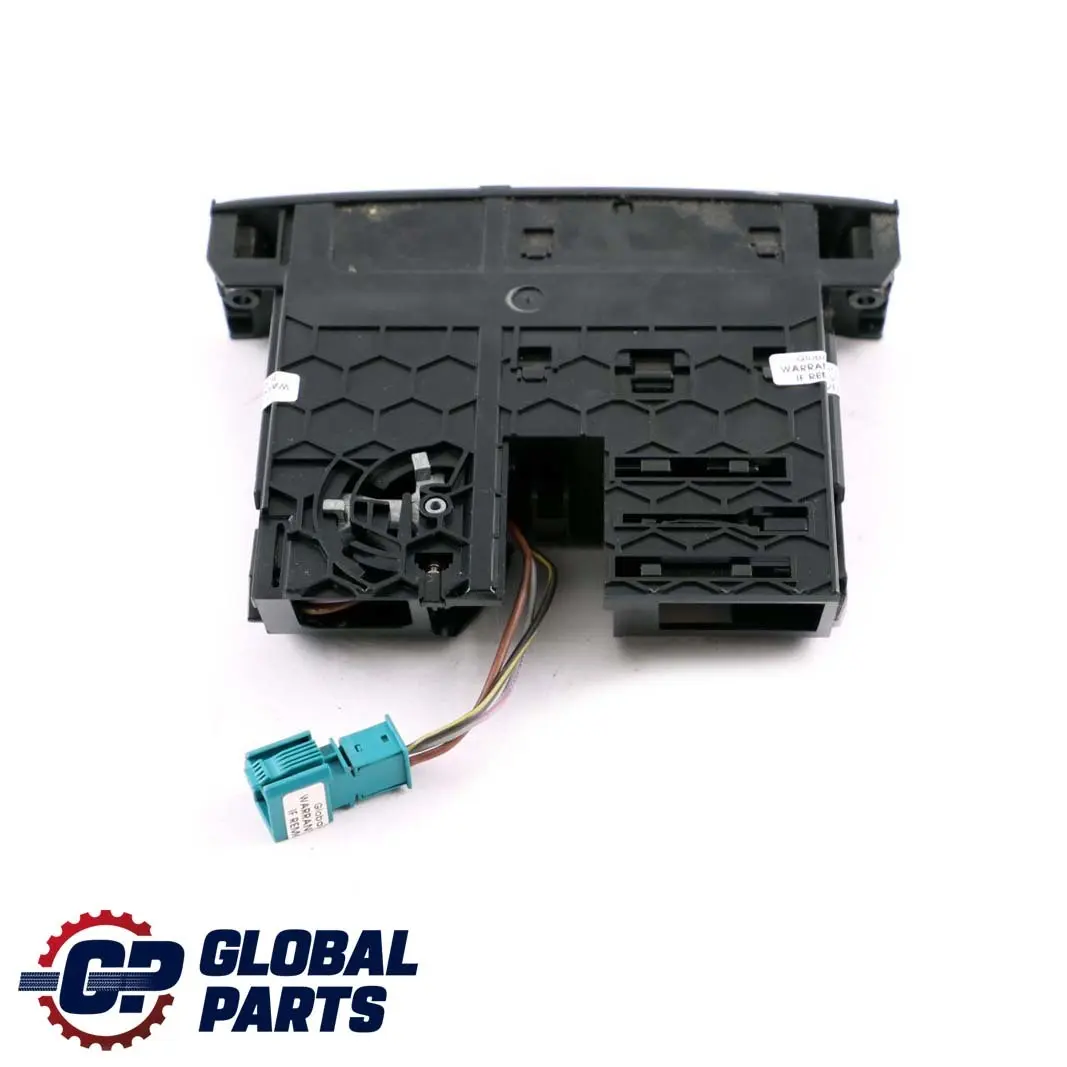 Mercedes ML W164 Cendrier Tableau De Bord Console Non Fumeur - SKU A1648100030 - Numéro de pièce A1648100030