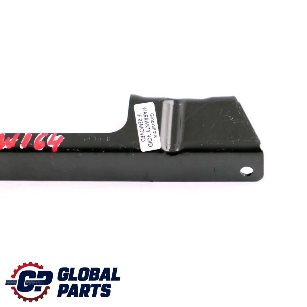 Benz M-Class ML W164 Front Right O/S Grab Handle Interior Mount Bracket to Mercedes with Part number A1648100614 Mercedes Benz M-Class ML W164 Front Right O/S Grab Handle Interior Mount Bracket - SKU A1648100614 - Part number A1648100614