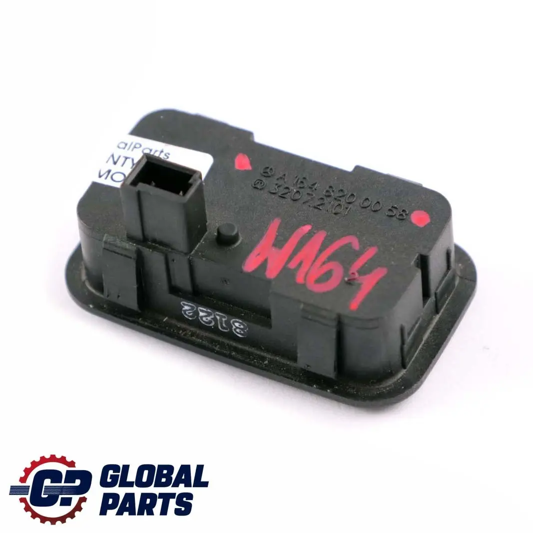 Trunk Tailgate Signal Lamp to Mercedes ML W164 with Part number A1648200058 Mercedes ML W164 Trunk Tailgate Signal Lamp - SKU A1648200058 - Part number A1648200058