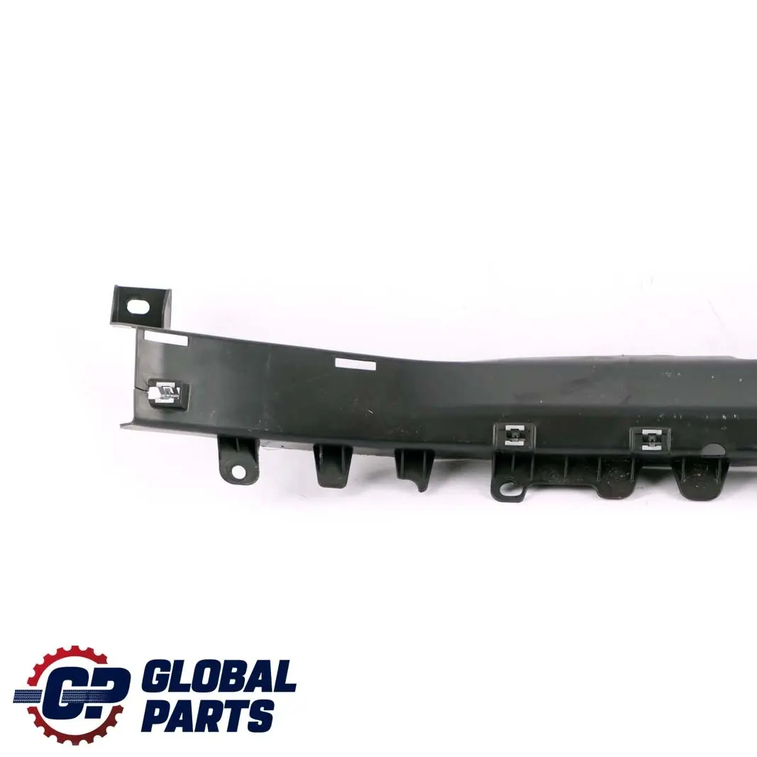 Staffa Copertura Cavo Posteriore Destro O/S per Mercedes W164 con numero di parte A1648200469 Mercedes W164 Staffa Copertura Cavo Posteriore Destro O/S - SKU A1648200469 - Numero di parte A1648200469