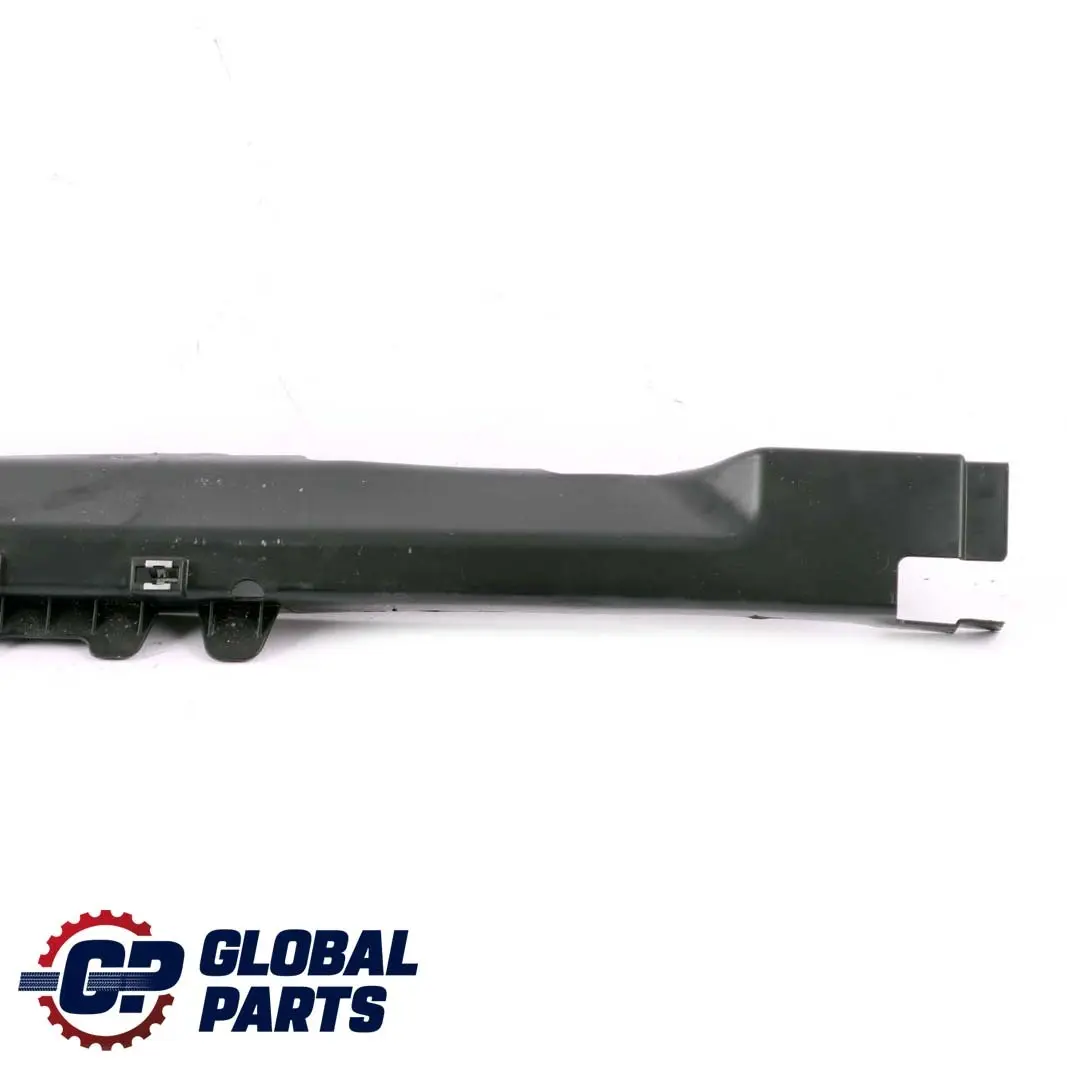 Soporte Trasero Derecho O/S Cubre Cable para Mercedes W164 con número de pieza A1648200469 Mercedes W164 Soporte Trasero Derecho O/S Cubre Cable - SKU A1648200469 - Número de pieza A1648200469