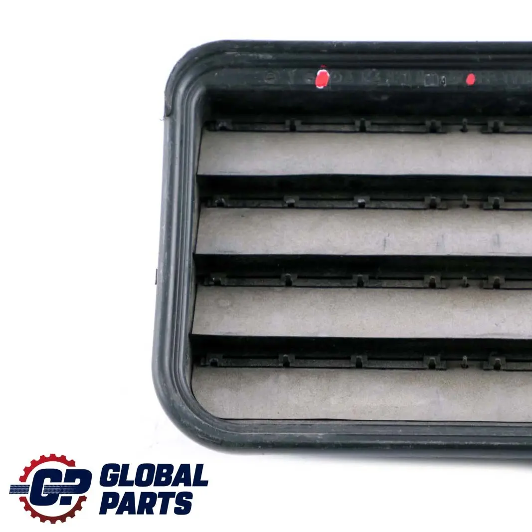 Classe M ML W164 Pannello ventilazione posteriore destro per Mercedes con numero di parte A1648300442 Mercedes Classe M ML W164 Pannello ventilazione posteriore destro - SKU A1648300442 - Numero di parte A1648300442