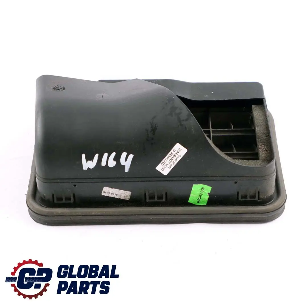 Classe M ML W164 Pannello ventilazione posteriore destro per Mercedes con numero di parte A1648300442 Mercedes Classe M ML W164 Pannello ventilazione posteriore destro - SKU A1648300442 - Numero di parte A1648300442