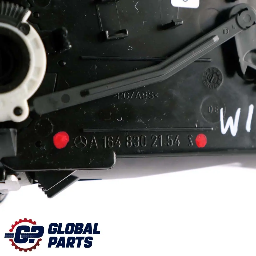 Bocchetta Di Ventilazione Centrale Del Cruscotto per Mercedes ML W164 con numero di parte A1648302154 Mercedes ML W164 Bocchetta Di Ventilazione Centrale Del Cruscotto - SKU A1648302154 - Numero di parte A1648302154