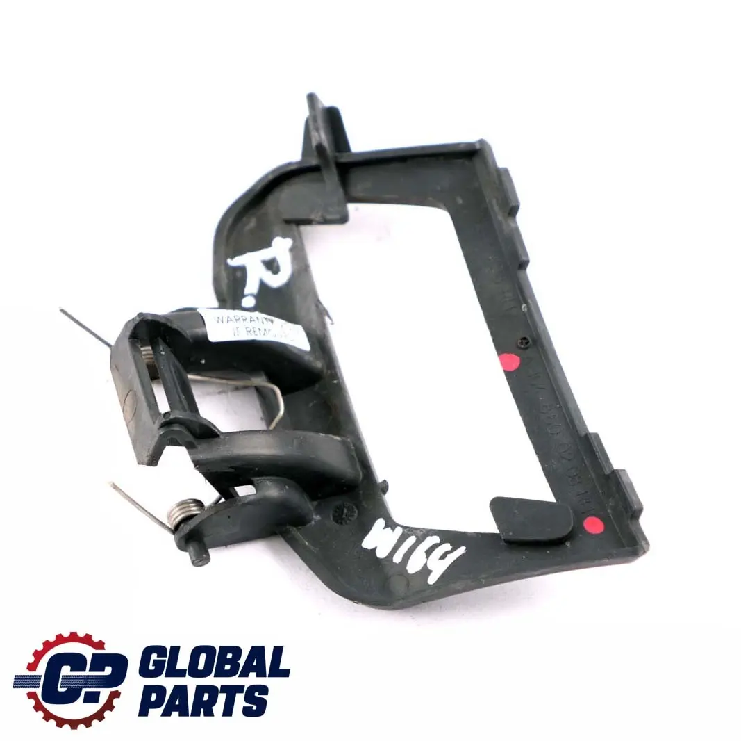  Mercedes-Benz M-Class W164 Bumper Headlight Washer Cover Right O/S - SKU A1648600208 - Part number A1648600208