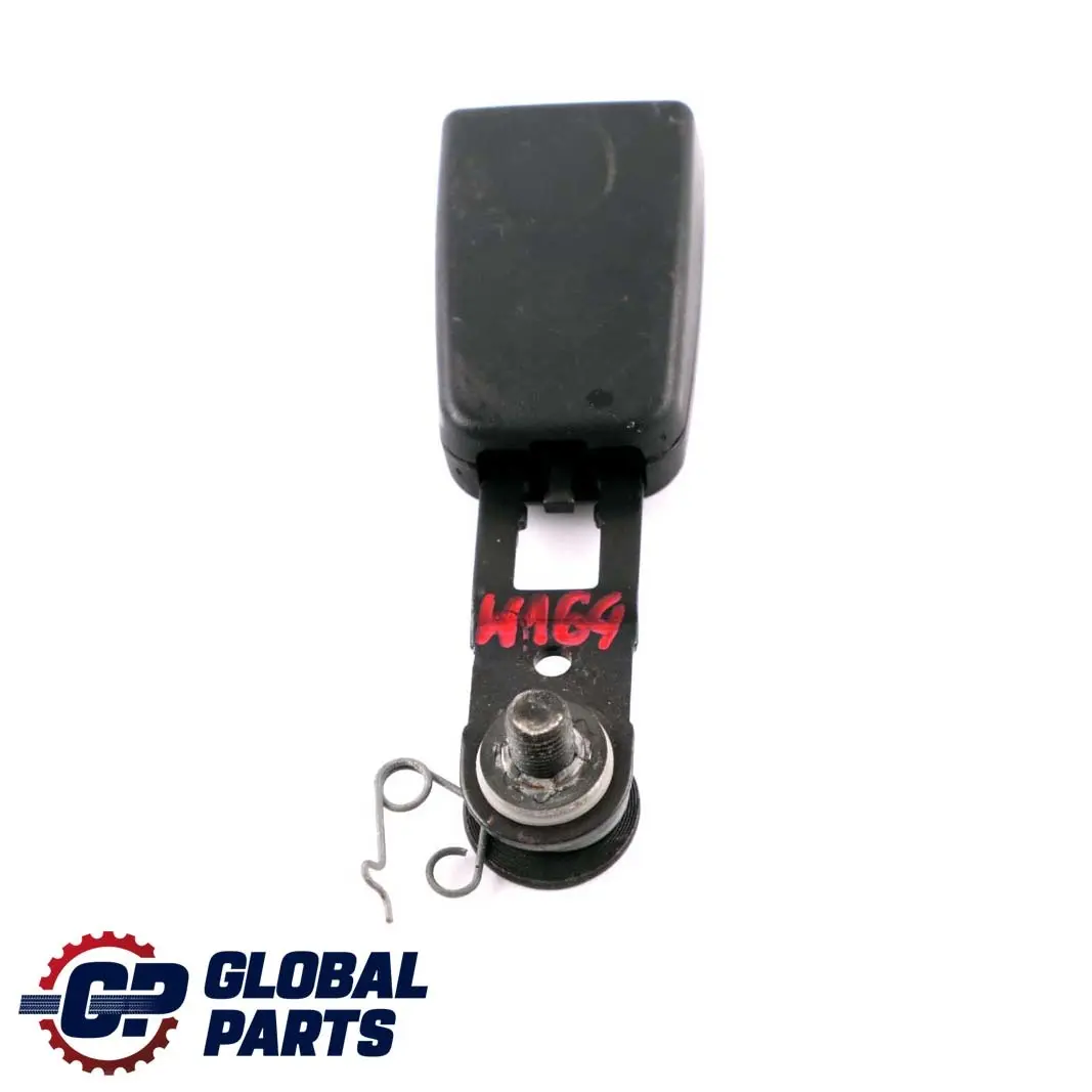 Tendeur De Ceinture Centrale De Siège Arrière pour Mercedes W164 à propos du numéro de pièce A1648601969 Mercedes W164 Tendeur De Ceinture Centrale De Siège Arrière - SKU A1648601969 - Numéro de pièce A1648601969