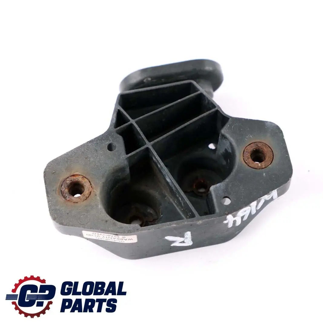 Wspornik Zderzaka Tył Prawy do Mercedes W164 o numerze A1648800230 Mercedes W164 Wspornik Zderzaka Tył Prawy - SKU A1648800230 - Numer Części A1648800230