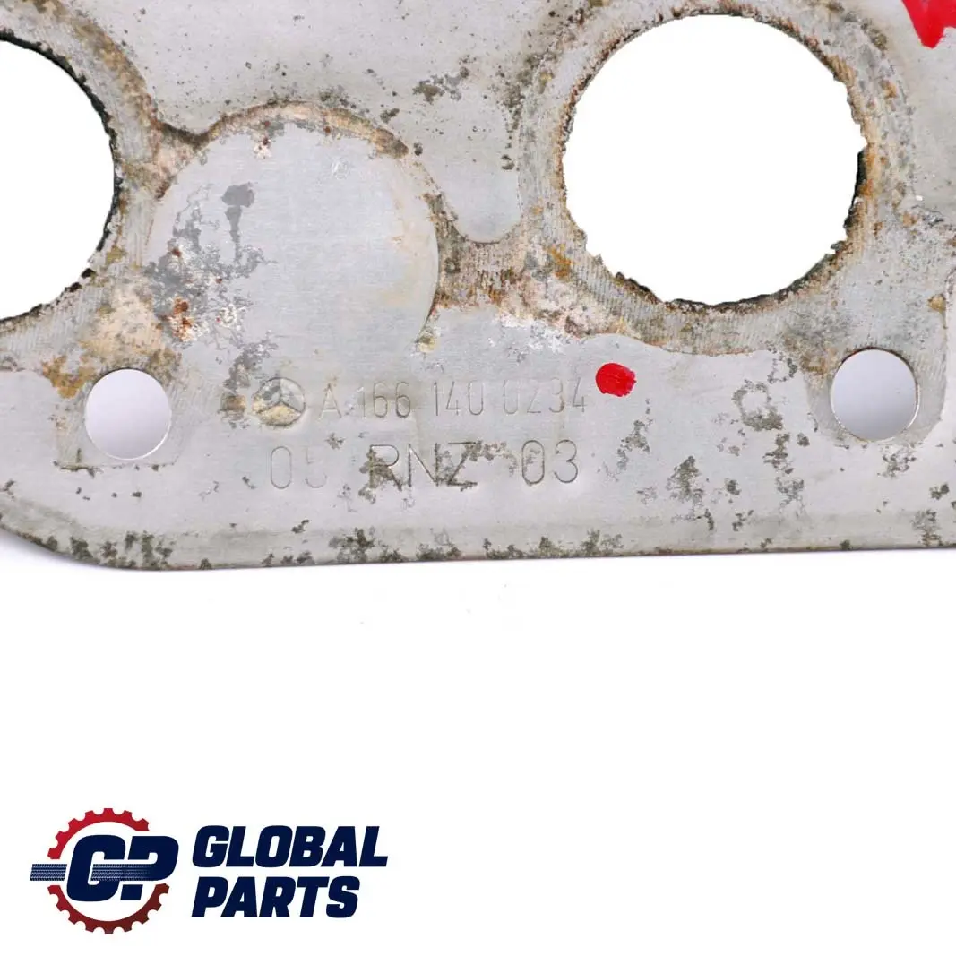 Osłona kolektora wydechowego do Mercedes A W168 o numerze A1661400234 Mercedes A W168 Osłona kolektora wydechowego - SKU A1661400234 - Numer Części A1661400234