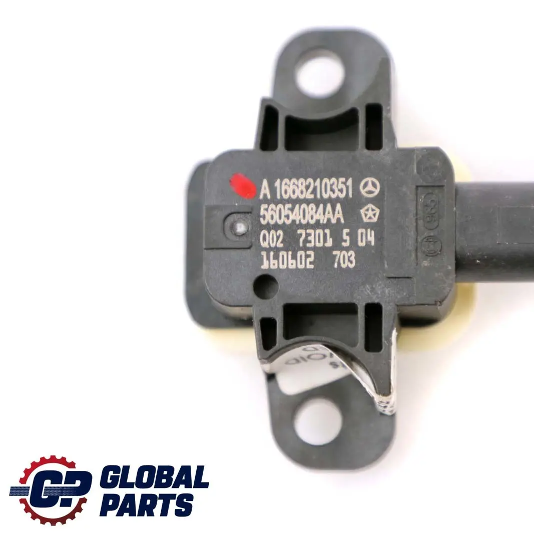 Mercedes-Benz C117 W176 Capteur d'Impact de Coussin Gonflable pour à propos du numéro de pièce A1668210351 Mercedes-Benz C117 W176 Capteur d'Impact de Coussin Gonflable - SKU A1668210351 - Numéro de pièce A1668210351
