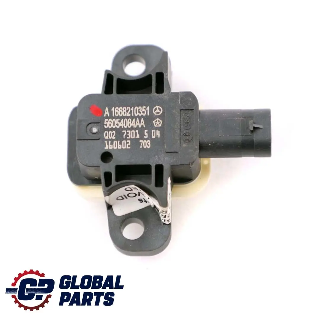 Mercedes-Benz C117 W176 Capteur d'Impact de Coussin Gonflable pour à propos du numéro de pièce A1668210351 Mercedes-Benz C117 W176 Capteur d'Impact de Coussin Gonflable - SKU A1668210351 - Numéro de pièce A1668210351