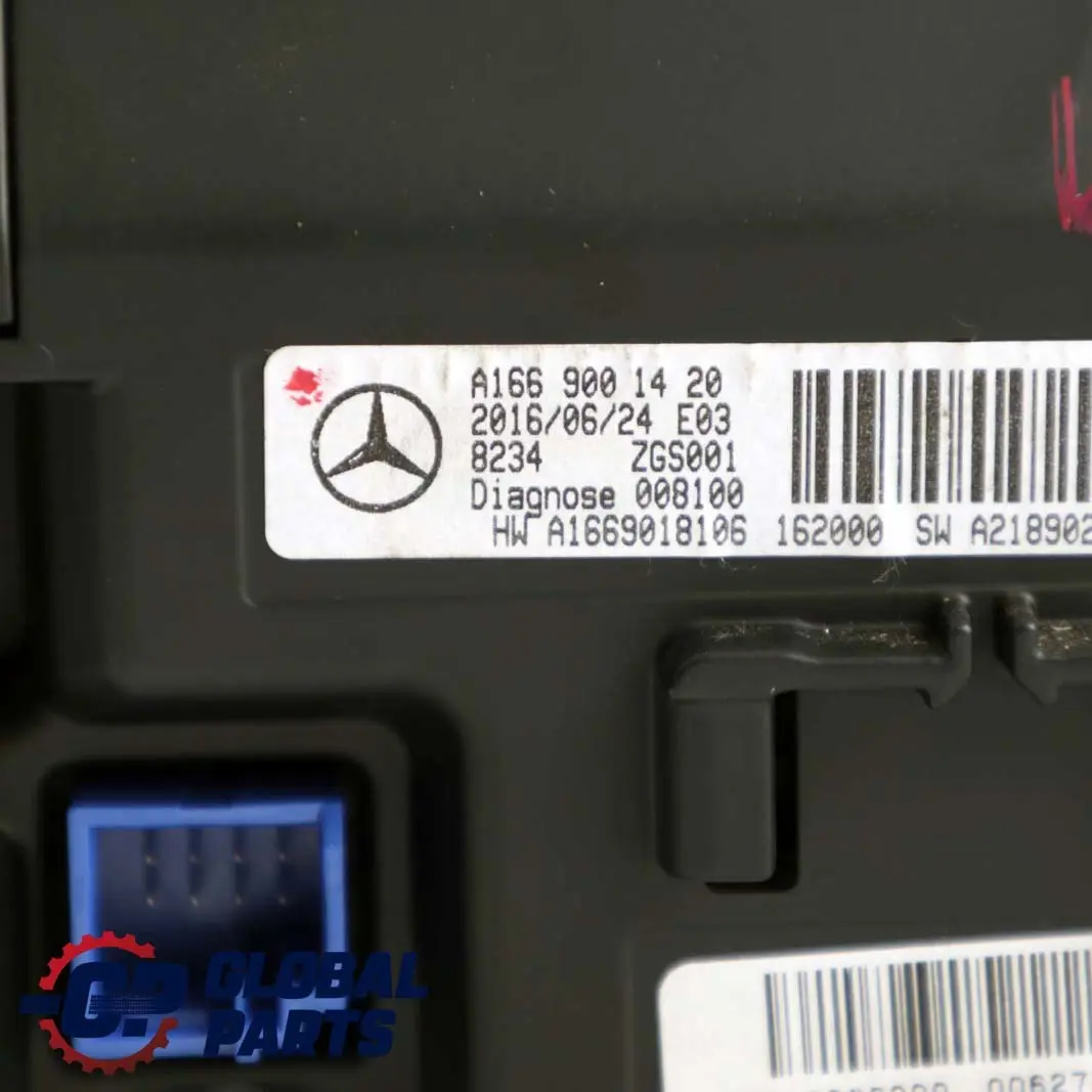 Pantalla Mercedes CLA C117 ML W166 Unidad Principal Nav Satélite para con número de pieza A1669001420 Pantalla Mercedes CLA C117 ML W166 Unidad Principal Nav Satélite - SKU A1669001420 - Número de pieza A1669001420