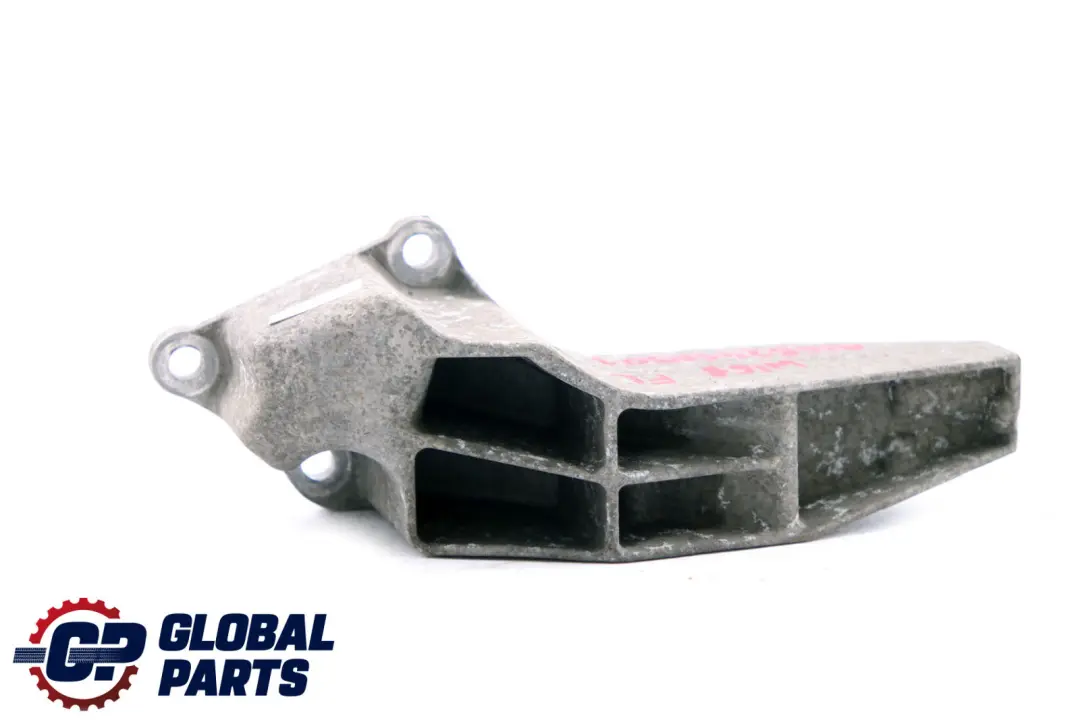 Mercedes-Benz W168 Moteur Support Transporteur A Gauche pour à propos du numéro de pièce A1682410901 Mercedes-Benz W168 Moteur Support Transporteur A Gauche - SKU A1682410901 - Numéro de pièce A1682410901