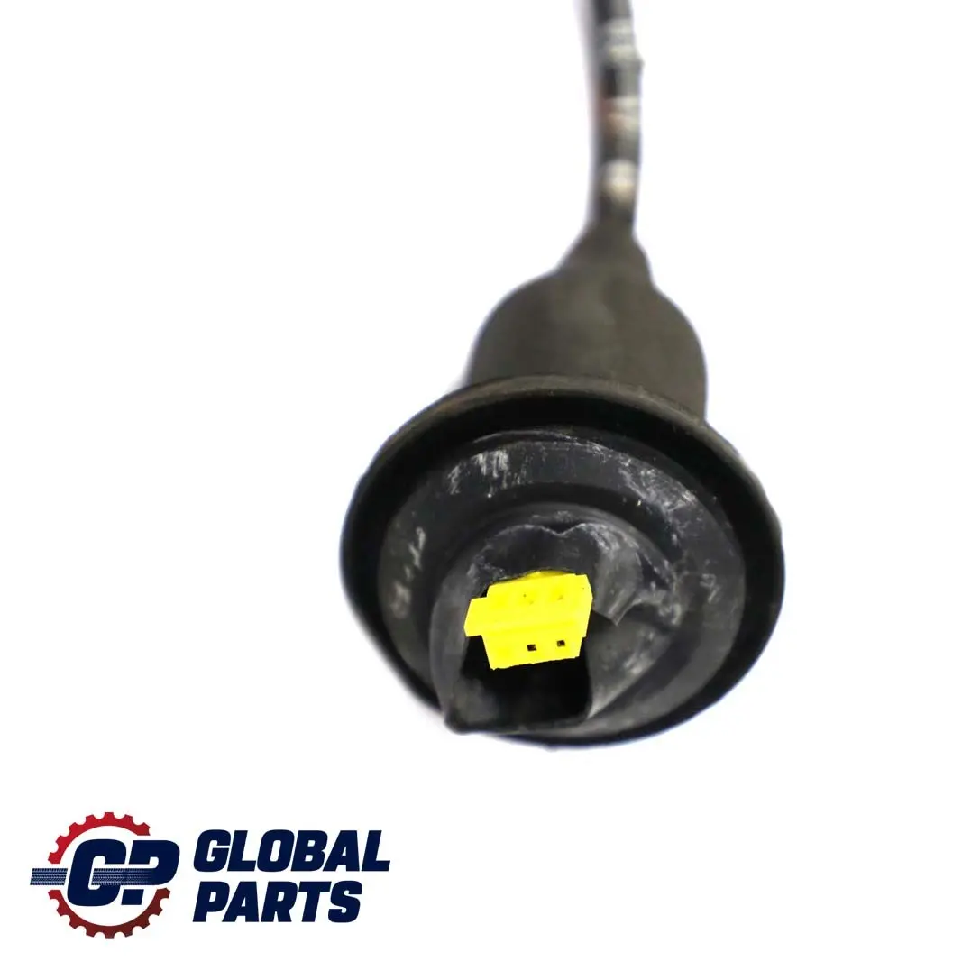 Mercedes W168 Trasera Izquierda Suspension Pierna Radio Brazo Rueda Hub - SKU A1683503306 - Número de pieza A1683503306