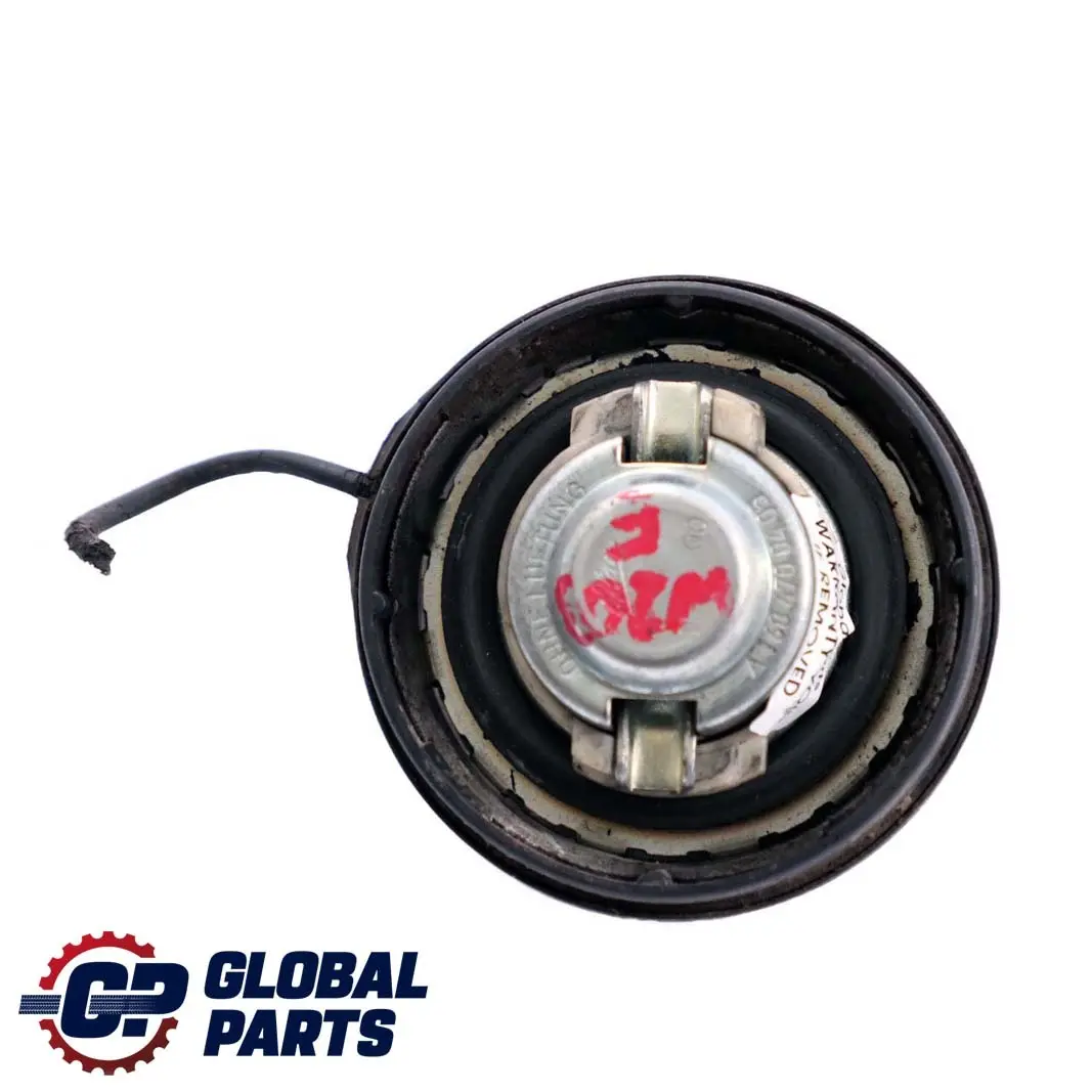 Mercedes-Benz W203 Bouchon de Reservoir pour à propos du numéro de pièce A1684700105 Mercedes-Benz W203 Bouchon de Reservoir - SKU A1684700105 - Numéro de pièce A1684700105