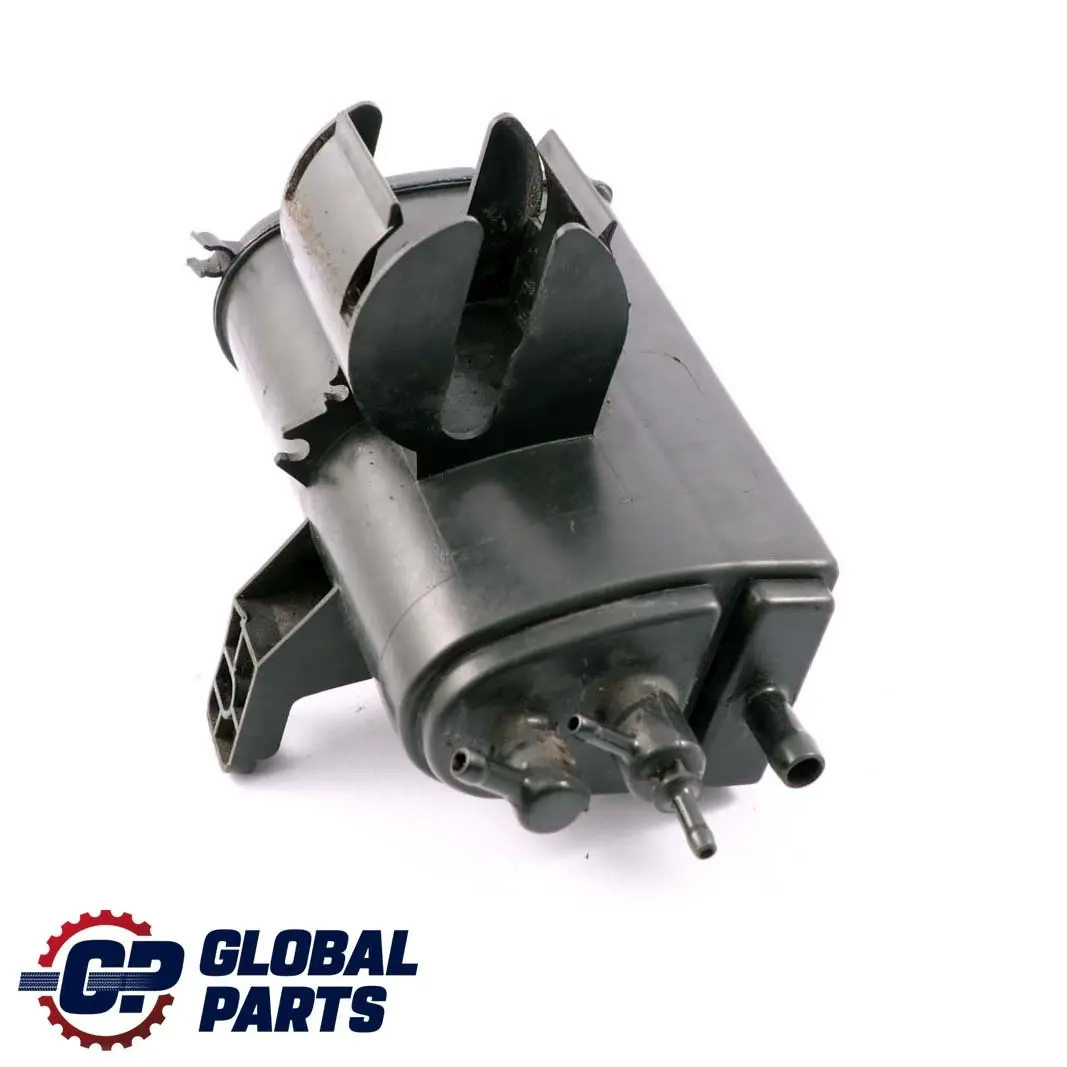 Filtro Carbón Activado Recipiente Vapor Combustible para Mercedes W168 con número de pieza A1684700290 Mercedes W168 Filtro Carbón Activado Recipiente Vapor Combustible - SKU A1684700290-1 - Número de pieza A1684700290