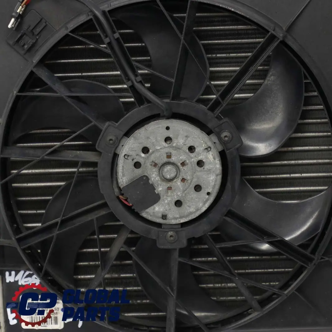 Mercedes W168 Motor Refrigeracion Radiador Ventilador 300W - SKU A1685000193-1 - Número de pieza A1685000193