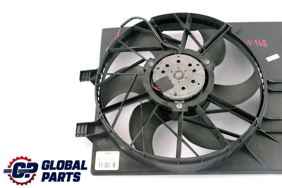 Refrigeracion Radiador Ventilador 300W para Mercedes W168 Motor con número de pieza A1685000193 Mercedes W168 Motor Refrigeracion Radiador Ventilador 300W - SKU A1685000193 - Número de pieza A1685000193