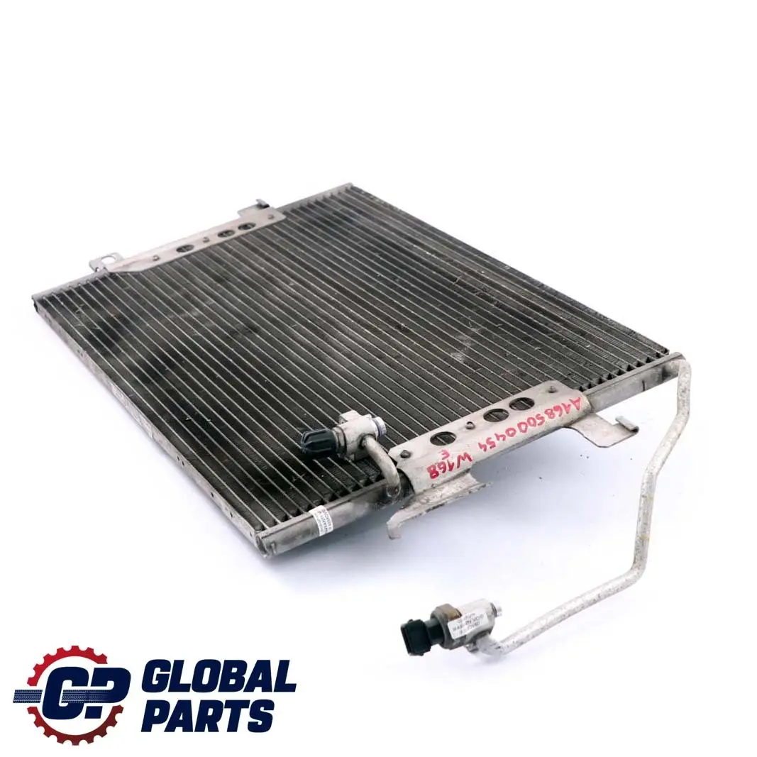 klasa W168 Chłodnica klimatyzacji klimy do Mercedes A o numerze A1685000454 Mercedes A klasa W168 Chłodnica klimatyzacji klimy - SKU A1685000454 - Numer Części A1685000454