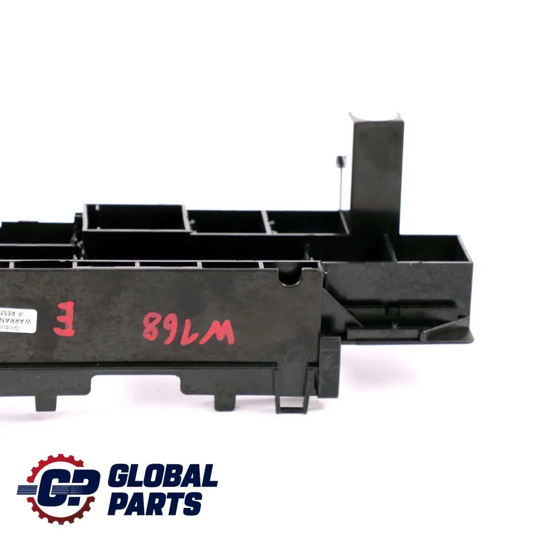 Scatola portafusibili Supporto Supporto Telaio per Mercedes W168 con numero di parte A1685453340 Mercedes W168 Scatola portafusibili Supporto Supporto Telaio - SKU A1685453340 - Numero di parte A1685453340