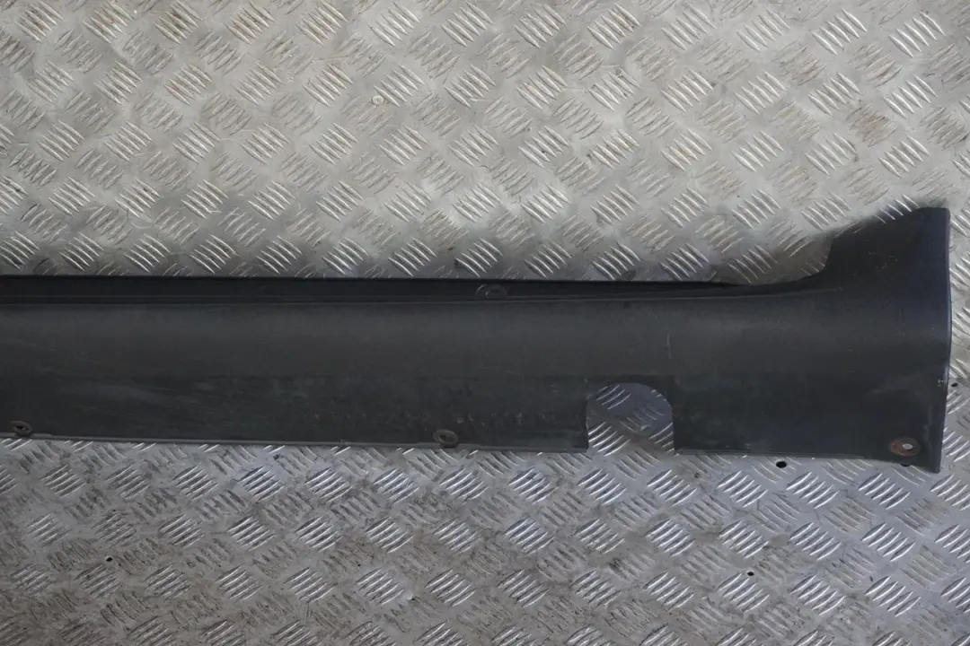 Klasse W168 Schwellerleiste Blende Schweller Links Grundiert für Mercedes A mit Teilenummer A1686190138 Mercedes A Klasse W168 Schwellerleiste Blende Schweller Links Grundiert - SKU A1686190138 - Teilenummer A1686190138