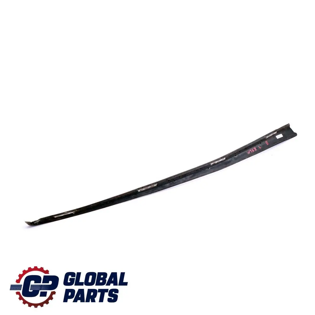 Embellecedor del parabrisas delantero izquierdo para Mercedes W168 con número de pieza A1686700108 Mercedes W168 Embellecedor del parabrisas delantero izquierdo - SKU A1686700108 - Número de pieza A1686700108