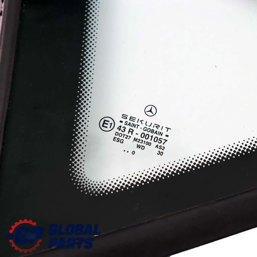 Mercedes-Benz W168 Vetro Fisso Parafango Posteriore Sinistra Disco per con numero di parte A1686700312 Mercedes-Benz W168 Vetro Fisso Parafango Posteriore Sinistra Disco - SKU A1686700312 - Numero di parte A1686700312