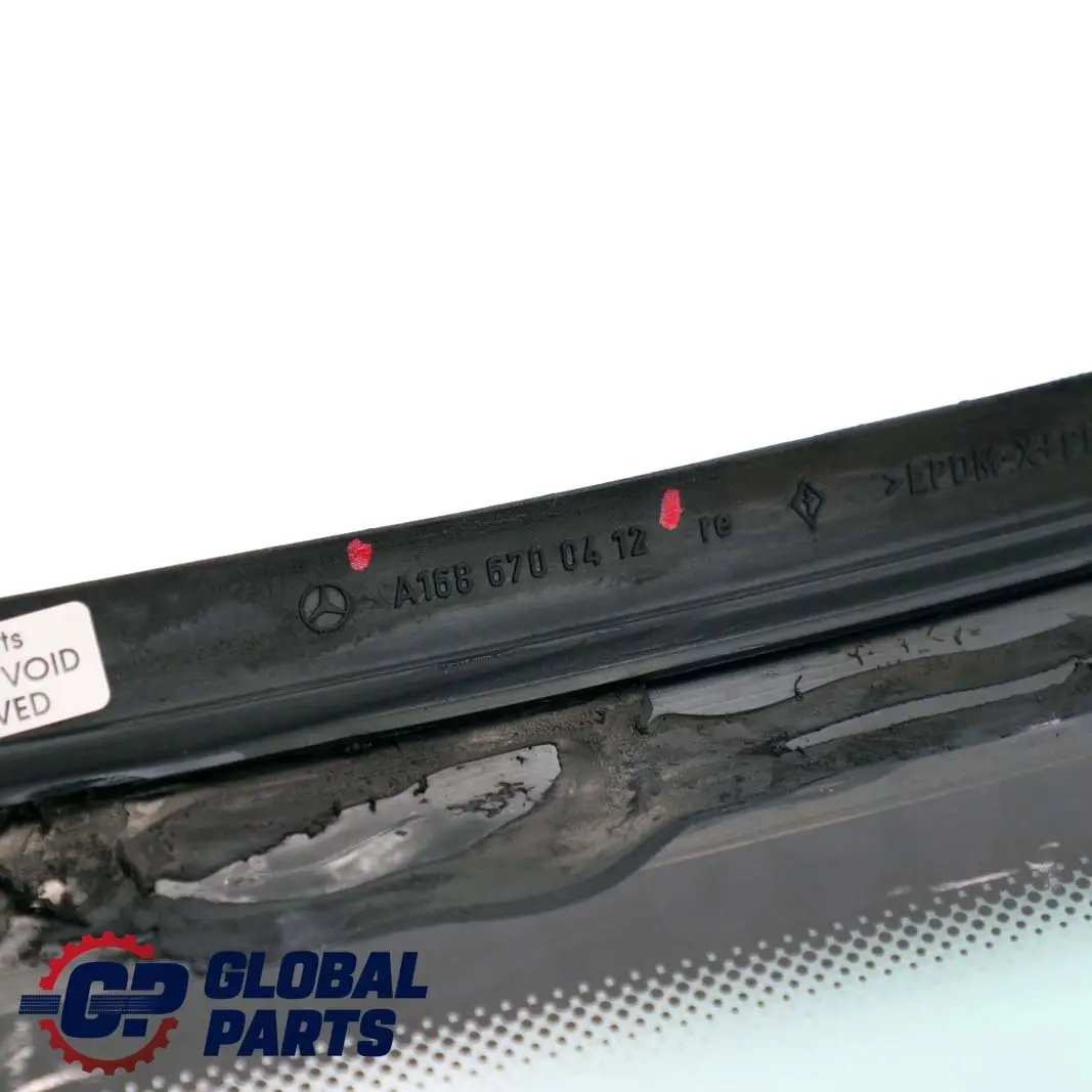 Cristal Fijo Guardabarros Trasero Derecho Ventana AS2 para Mercedes W168 con número de pieza A1686700412 Mercedes W168 Cristal Fijo Guardabarros Trasero Derecho Ventana AS2 - SKU A1686700412 - Número de pieza A1686700412