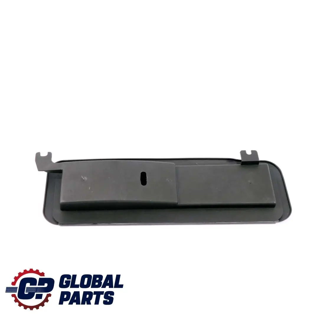 Copertura alloggiamento pavimento anteriore sinistro per Mercedes W168 con numero di parte A1686800552 Mercedes W168 Copertura alloggiamento pavimento anteriore sinistro - SKU A1686800552 - Numero di parte A1686800552