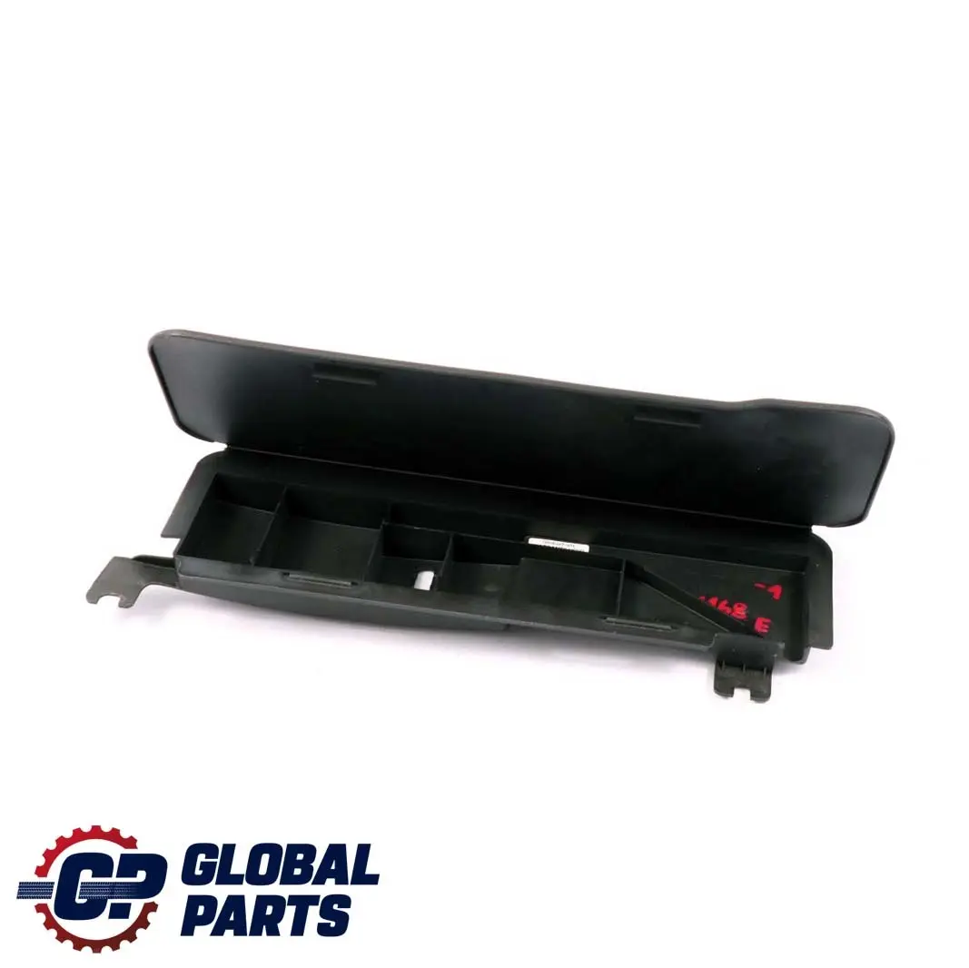  Mercedes-Benz W168 Couvercle de Boitier Vorderboden Gauche - SKU A1686800552-1 - Numéro de pièce A1686800552