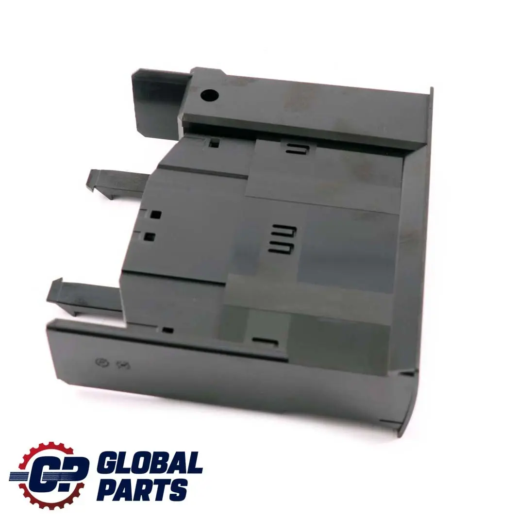 Caja Almacenamiento CD Soporte Soporte Embellecedor para Mercedes W168 con número de pieza A1686800814 Mercedes W168 Caja Almacenamiento CD Soporte Soporte Embellecedor - SKU A1686800814 - Número de pieza A1686800814