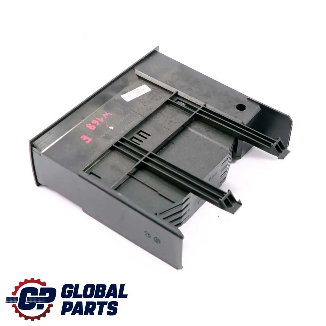  Mercedes-Benz Classe A W168 Scatola Porta Cd Staffa Trim - SKU A1686800814 - Numero di parte A1686800814