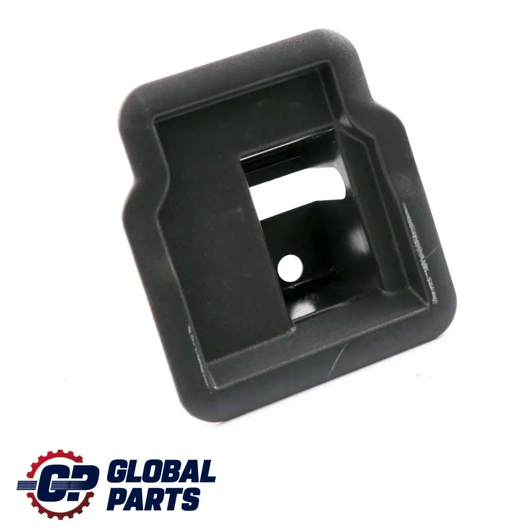 Classe A W168 Copertura Carenatura Fissaggio Sedile per Mercedes con numero di parte A1686801017 Mercedes Classe A W168 Copertura Carenatura Fissaggio Sedile - SKU A1686801017 - Numero di parte A1686801017