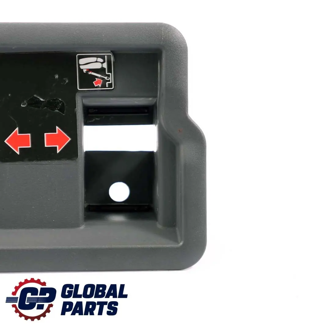 Classe A W168 Copertura Carenatura Fissaggio Sedile per Mercedes con numero di parte A1686801117 Mercedes Classe A W168 Copertura Carenatura Fissaggio Sedile - SKU A1686801117-1 - Numero di parte A1686801117