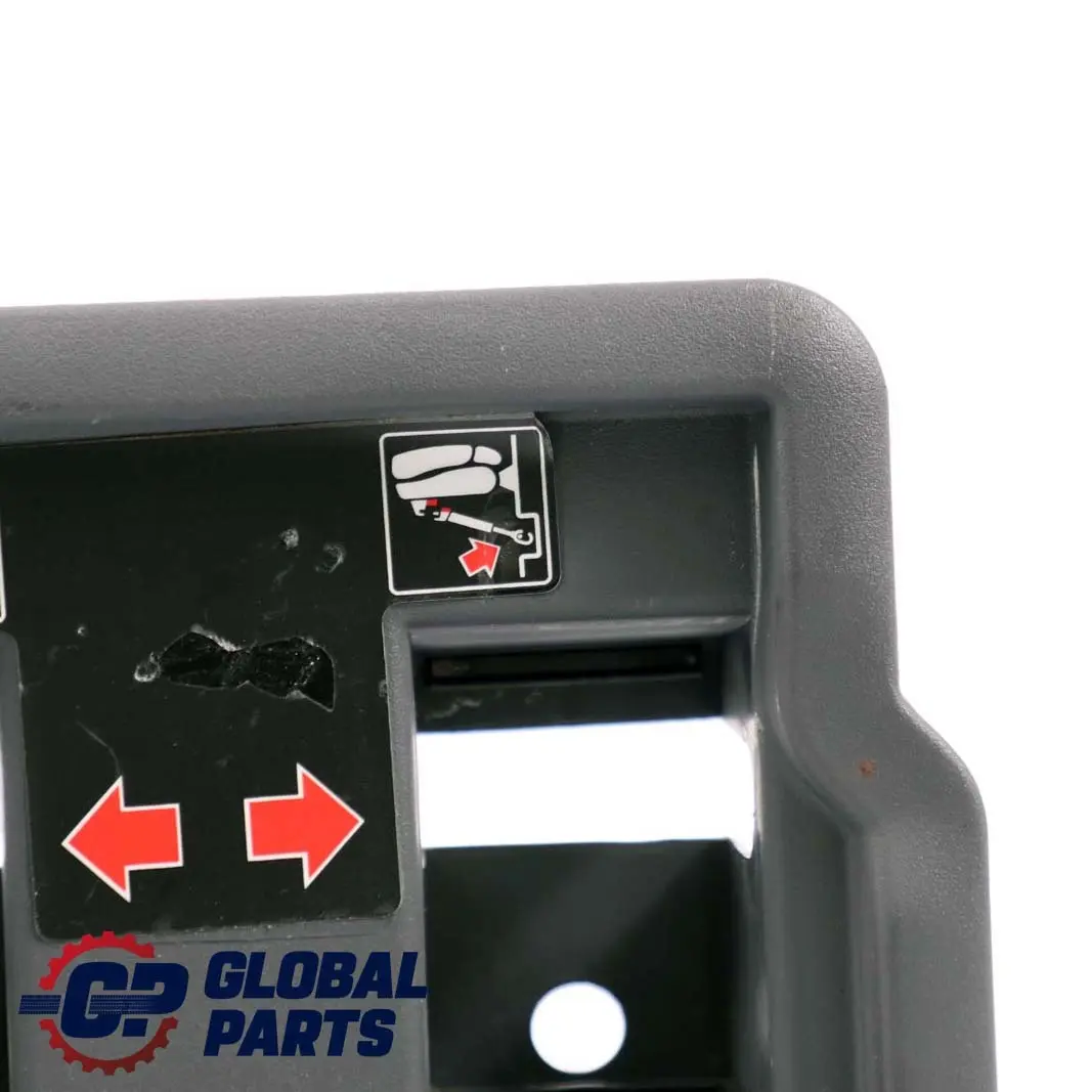 A-Klasse W168 1 Abdeckung Verkleidung Sitzbefestigung für Mercedes mit Teilenummer A1686801117 Mercedes A-Klasse W168 1 Abdeckung Verkleidung Sitzbefestigung - SKU A1686801117-1 - Teilenummer A1686801117