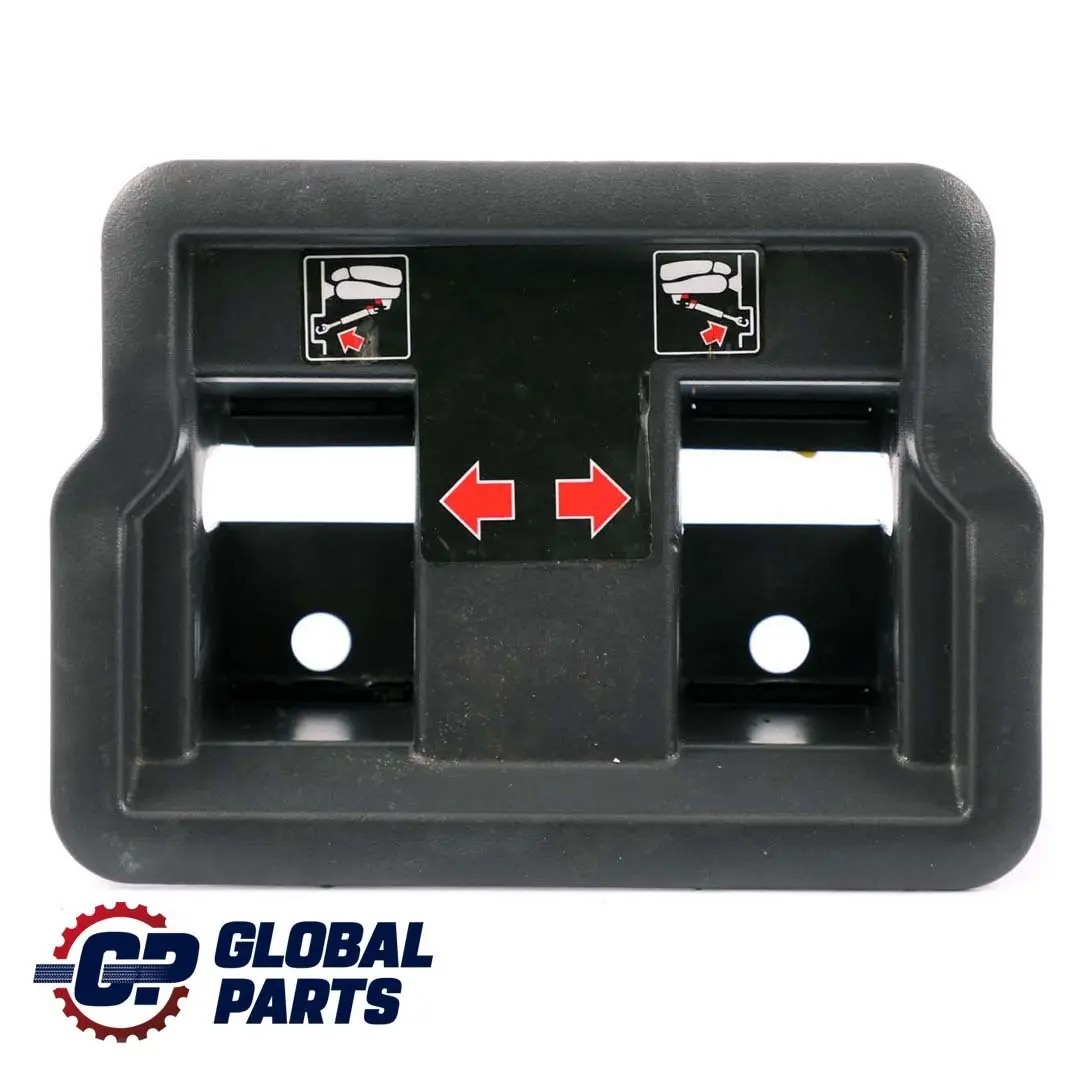 Classe A W168 Copertura Carenatura Fissaggio Sedile per Mercedes con numero di parte A1686801117 Mercedes Classe A W168 Copertura Carenatura Fissaggio Sedile - SKU A1686801117 - Numero di parte A1686801117