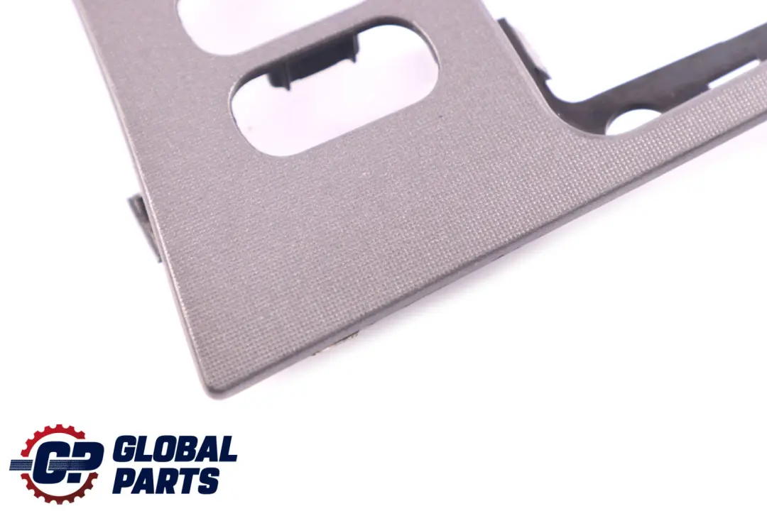 Mercedes-Benz A-Klass W168 Couverture de Console Centrale pour à propos du numéro de pièce A1686802136 Mercedes-Benz A-Klass W168 Couverture de Console Centrale - SKU A1686802136 - Numéro de pièce A1686802136