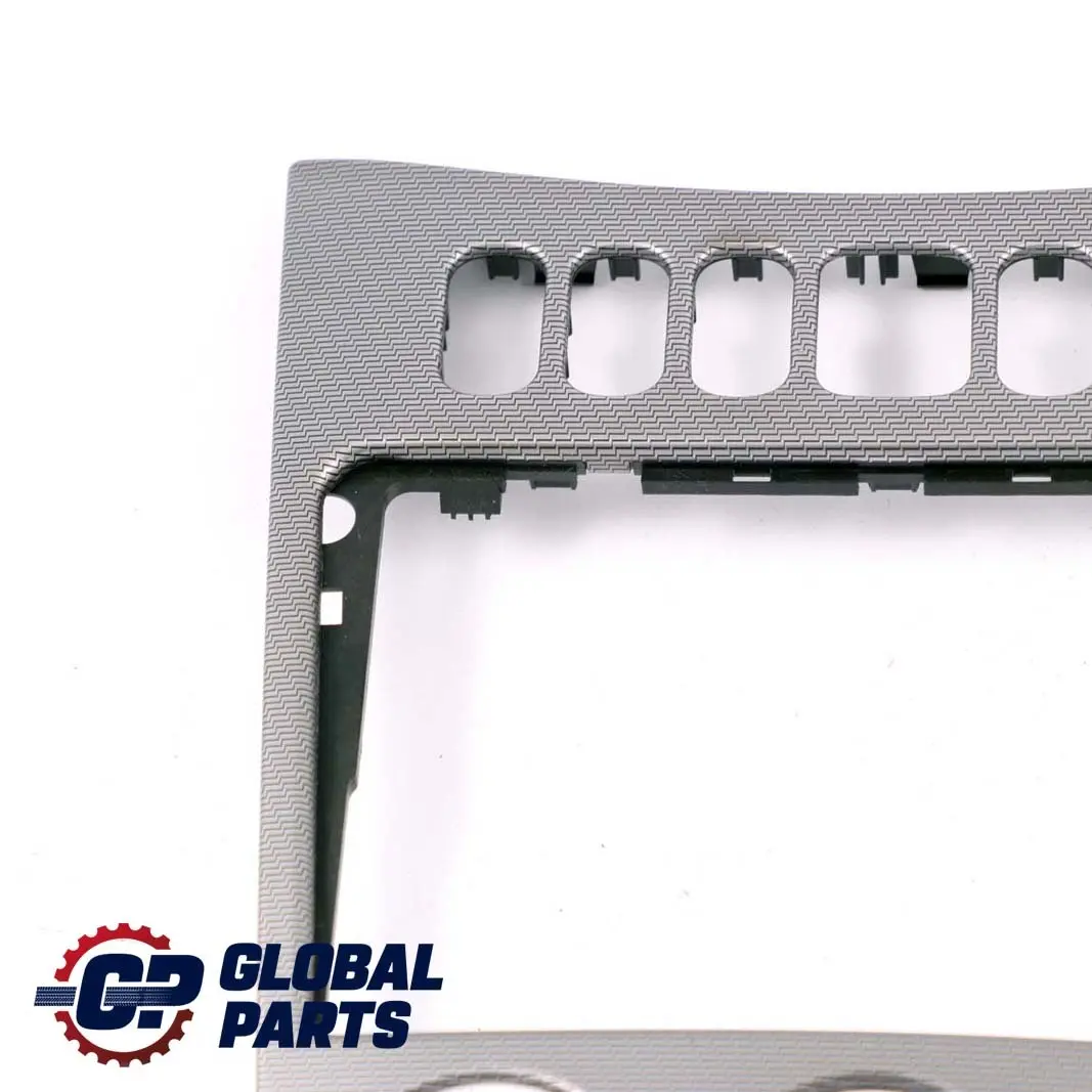 Mercedes-Benz W168 Console Centrale Carenage Visiere pour à propos du numéro de pièce A1686802336 Mercedes-Benz W168 Console Centrale Carenage Visiere - SKU A1686802336 - Numéro de pièce A1686802336