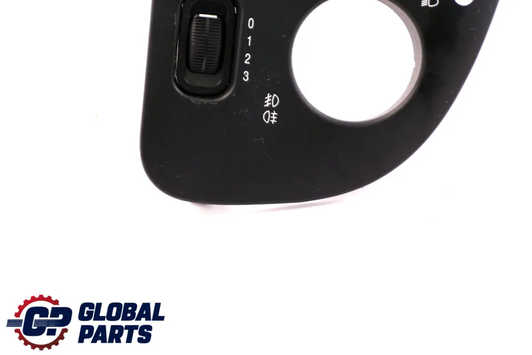 Benz a Class W168 Faro Impostazione Interruttore per Mercedes con numero di parte A1686890580 Mercedes Benz a Class W168 Faro Impostazione Interruttore - SKU A1686890580 - Numero di parte A1686890580