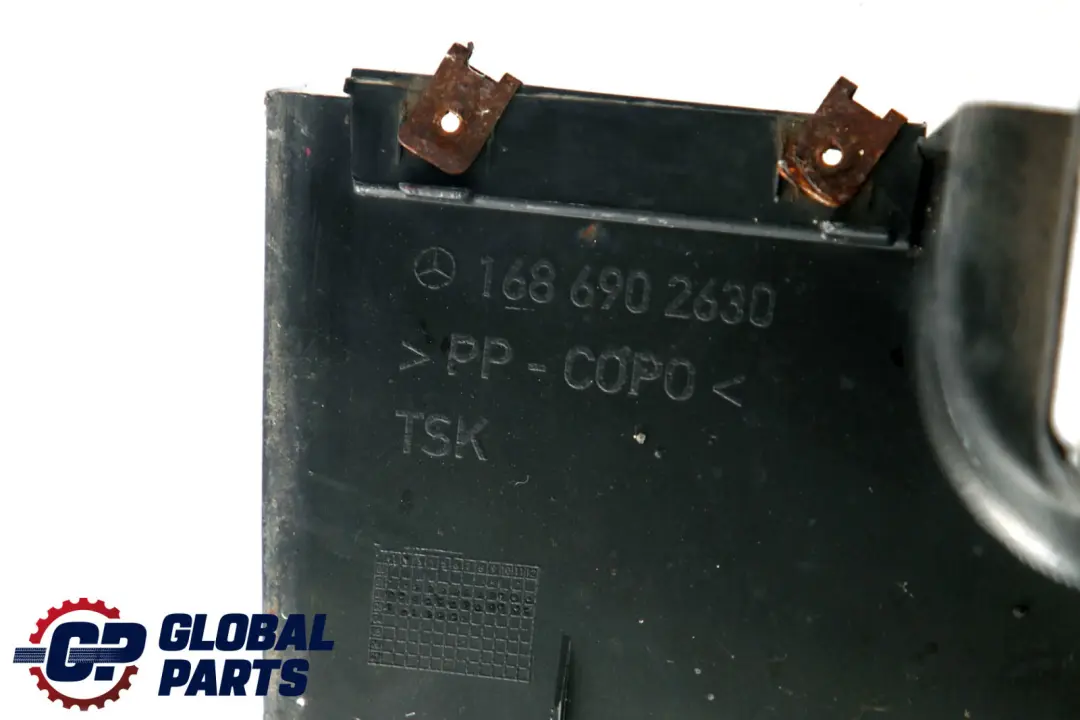 Benz W168 Embellecedor Paso Rueda Delantero Derecho para Mercedes con número de pieza A1686902630 Mercedes Benz W168 Embellecedor Paso Rueda Delantero Derecho - SKU A1686902630 - Número de pieza A1686902630