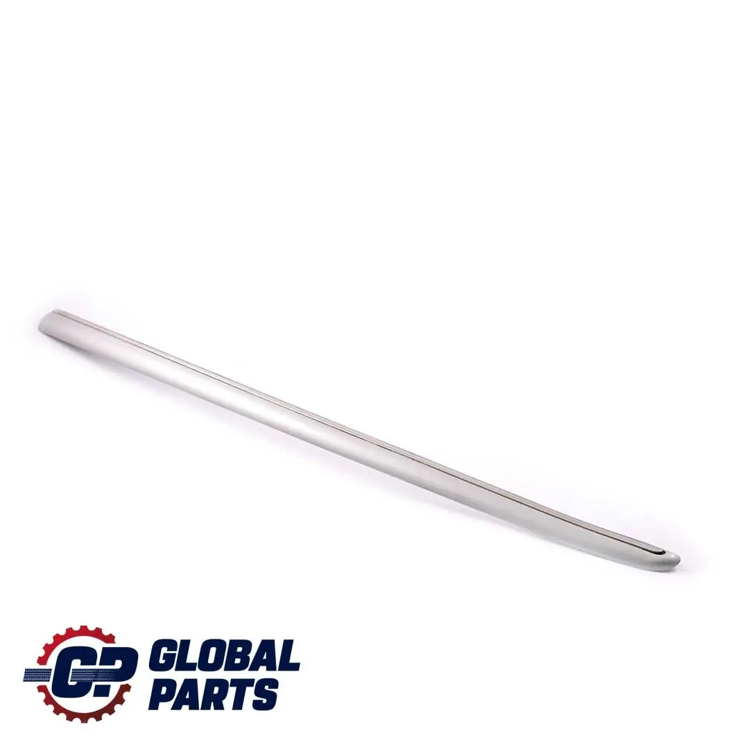 Striscia Rivestimento Porta Anteriore Destra Argento Polare 761 per Mercedes W168 con numero di parte A1686981462 Mercedes W168 Striscia Rivestimento Porta Anteriore Destra Argento Polare 761 - SKU A1686981462-PS - Numero di parte A1686981462