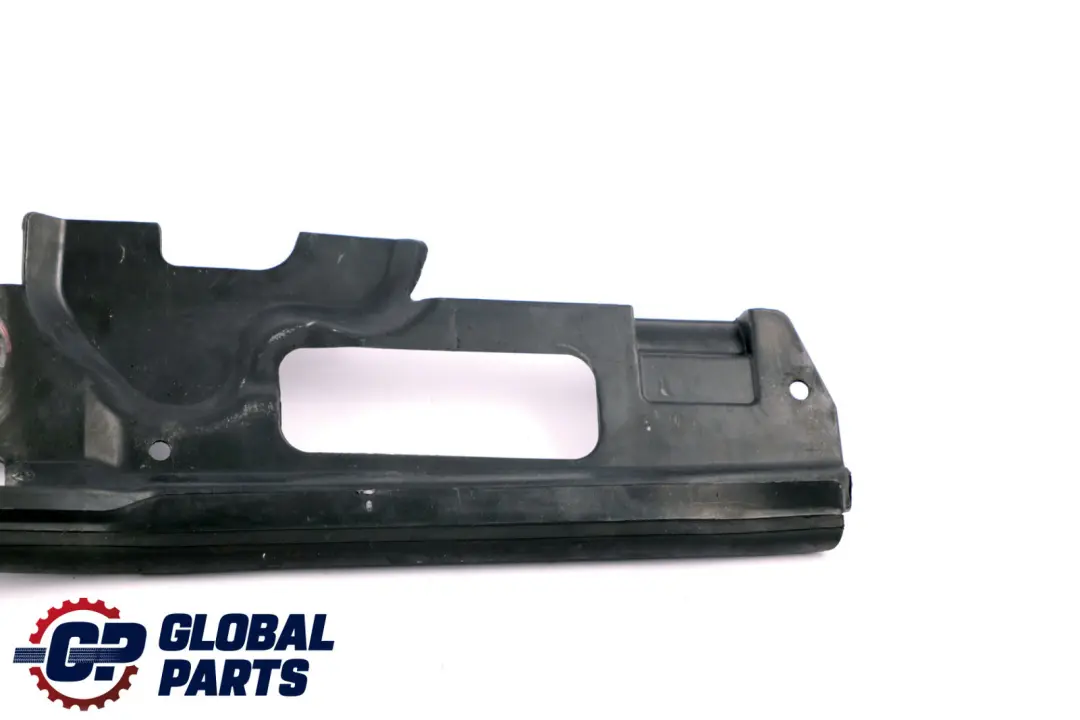 Mercedes W168 Tapa Central Delantera Embellecedor Panel Capo - SKU A1686989930 - Número de pieza A1686989930